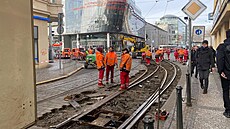 Probíhá rekonstrukce tramvajové kiovatky na Andlu. (7. dubna 2022)