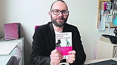 Noviná a pekladatel Miroslav Tomek