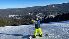 V�ude jaro a v Harrachov� se po�ád ly�uje