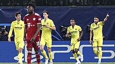 Arnaut Danjuma (úpln� vpravo) z Villarrealu vst�elil úvodní gól ve �tvrtfinále...