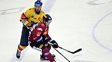 Miroslav Holec v souboji s Davidem Vitouchem.