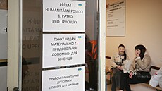 Pro balíčky si mohou uprchlíci z Ukrajiny chodit také do budovy Uranu pod...