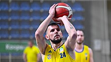Jakub �i�ina z Opavy p�i trestném hodu