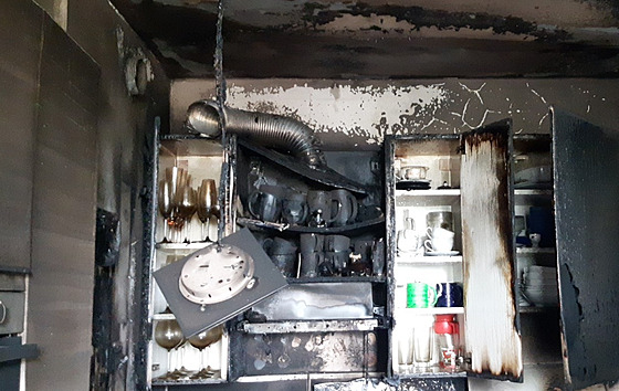 Požár kuchyňské linky v bytě v Brandýse nad Labem způsobil škodu půl milionu...