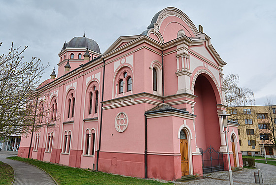 Knihovna Bedicha Benee Buchlovana v Uherském Hraditi (duben 2022)