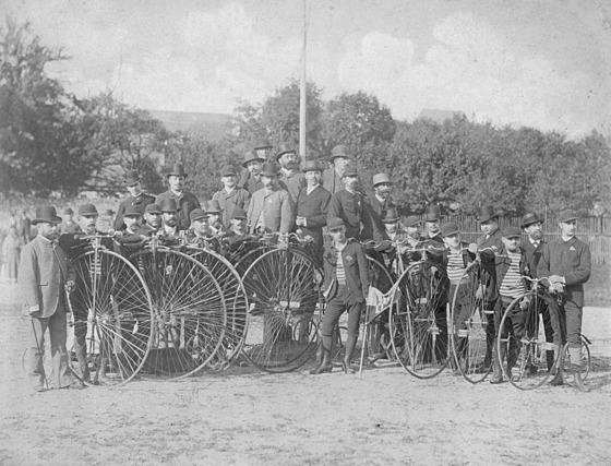 Klub velocipedist v Litomyli byl zaloen v roce 1886 a je tak nejstarí...