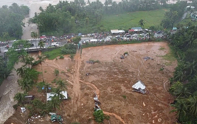 Bouře Megi na Filipínách způsobila záplavy a vyžádala si už 58 obětí. Narušila také předvelikonoční cestování