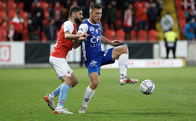 Fotbalisté Pardubic zbrojí na Slavii. Pozor na její útok, varuje Helešic