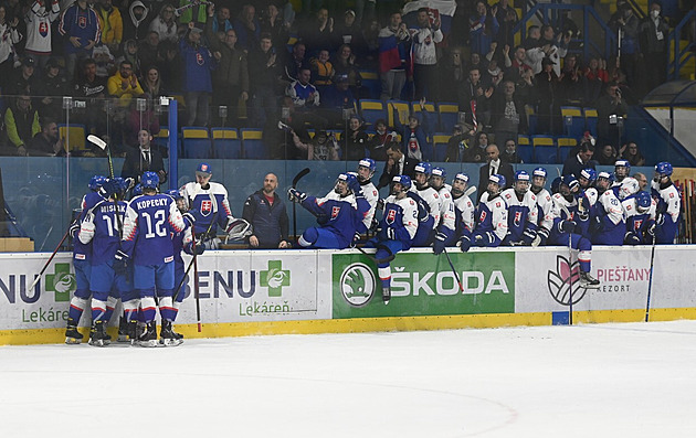 Desítky skautů z NHL na zápase nižší divize MS. Slovenští mladíci lákají