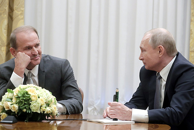 „Princ temnoty“ Medvedčuk se s Putinem díval na F1. Teď je klíčovým zajatcem