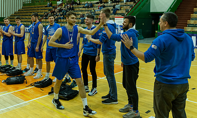 Univerzitní basketbalovou ligu odstartovaly triumfy UP Olomouc a UK Praha
