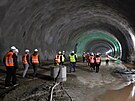 Stavbai u Bolkówa razí tunel dlouhý 2,3 kilometru.