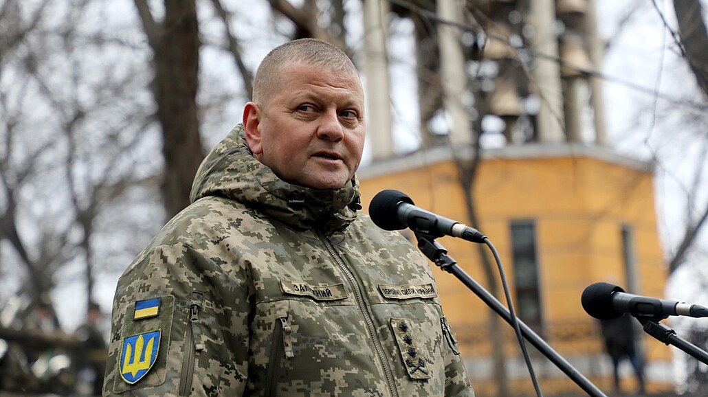 Vrchní velitel ukrajinských ozbrojených sil Valerij Zalužnyj. (19. února 2022)