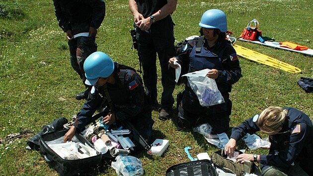 Nostka, kter parta nyn vyrb se pouvala i na misi v Kosovu v roce 2008, kde Radovan absolvoval kurz taktick medicny.