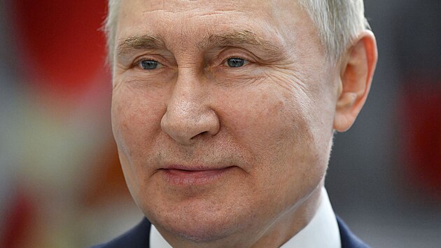 Rusk prezident Vladimir Putin spolu s bloruskm ldrem Alexandrem Lukaenkem navtvil kosmodrom Vostonyj na Dlnm vchod. (12. dubna 2022)