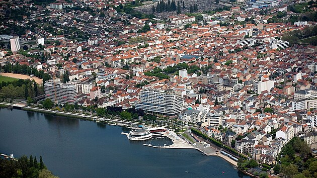 Leteck� pohled na m�sto Vichy