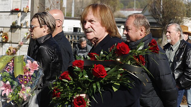 Karel Vgner na pohbu Josefa Aloise Nhlovskho