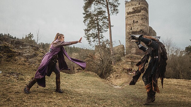 Na zřícenině hradu Gutštejn na Tachovsku natáčeli pokračování fantasy pohádky Princezna zakletá v čase.