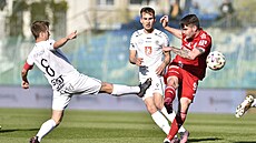 Utkání 29. kola první fotbalové ligy: FC Hradec Králové - Sigma Olomouc. Vpravo...