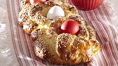 Velikono�n� �eck� chl�b