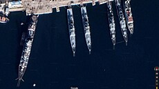 Ukrajinský pístav Sevastopol na Krymu okupuje Rusko od roku 2014. Na snímku je...