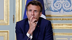 Francouzský prezident Emmanuel Macron se v pařížském Elysejském paláci (19....