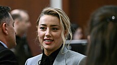 Amber Heardová u soudu (Fairfax, 12. dubna 2022)