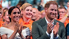 Vévodkyn Meghan a princ Harry na zahajovacím ceremoniálu her Invictus Games...