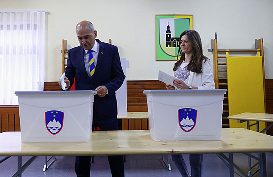 Slovinci jdou k volbám, eká se tsný souboj premiéra s politickým novákem...
