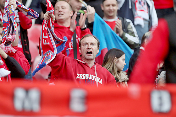 Brnntí fanouci si uívají návrat fotbalové Zbrojovky do první ligy.