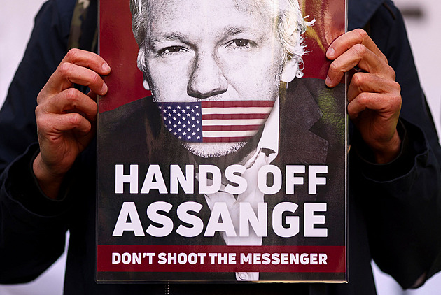 Britský soud dal zelenou vydání Assange do USA, poslední slovo má vláda