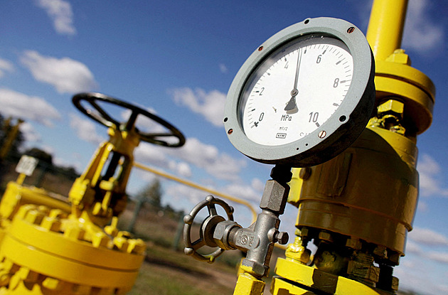 Cena plynu pro Evropu klesla. Poprvé od června je pod hranicí 100 eur za MWh