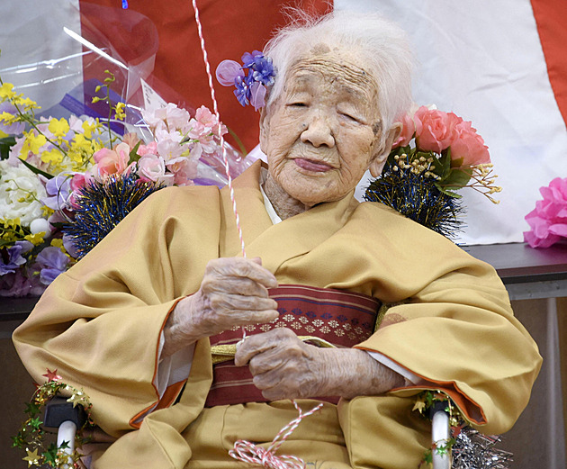 Zemřel nejstarší člověk světa. Japonka se narodila v roce letu bratří Wrightů