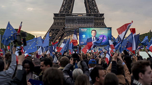 KOMENTÁŘ: Macronovo křehké vítězství francouzskou společnost nespojí