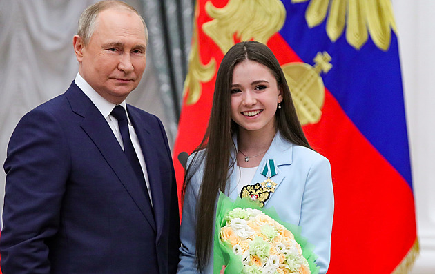 Putin brání Valijevovou: Takové dokonalosti nelze dosáhnout nečestně