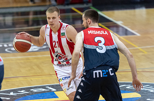 Brno nevyužilo v Pardubicích mečbol a o semifinalistovi rozhodne sedmé utkání