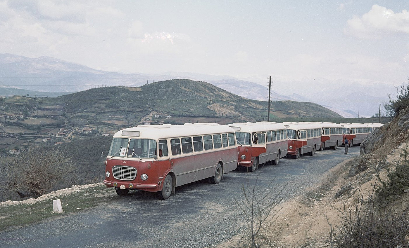 OBRAZEM: Kam se exportoval československý autobus Škoda 706 RTO