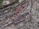 Satelitní snímek oceláren Azovstal v Mariupolu (25. dubna 2022)