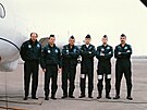 Osádka eského letounu An-30 projektu Open Skies na základn RAF ve skotském...