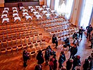 Lid� si prohl�dli Kulturn� d�m Slavie v �esk�ch Bud�jovic�ch, kter� �ek�...