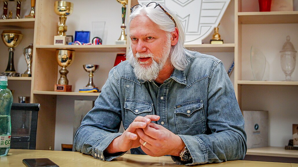 Generální mana�er �eskobud�jovických hokejist� Stanislav Bedna�ík.