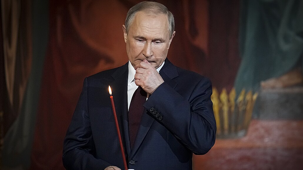 Ruský prezident Vladimir Putin se zúčastnil pravoslavné velikonoční bohoslužby...