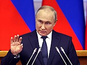 Ruský prezident Vladimir Putin na setkání s poradním sborem ruského parlamentu...