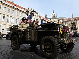 Do Prahy dorazil takzvaný Konvoj svobody. Akce pipomíná události z konce druhé...