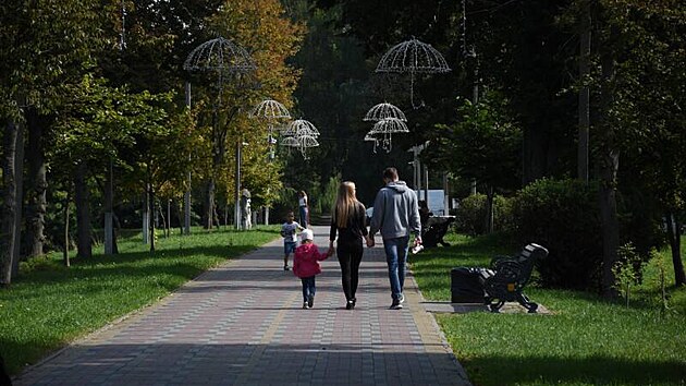 Parky m�sta Luck Oksan� chyb�. Takto je jeden z nich zachycen je�t� p�ed vp�dem rusk�ch vojsk.