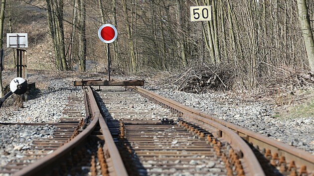Část podkrušnohorské železniční trati zůstává nadále nesjízdná.