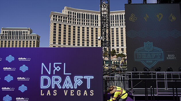 Las Vegas se chyst na draft do NFL.