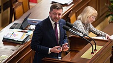 Jednání Poslanecké sněmovny. Na snímku Vít Rakušan (STAN). (26. dubna 2022)