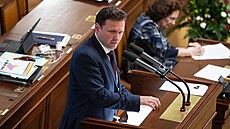 Jednání Poslanecké sněmovny. Na snímku Radek Vondráček (ANO). (26. dubna 2022)