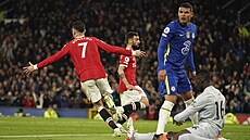 Cristiano Ronaldo (Manchester United) slaví svou vyrovnávací branku v duelu s...